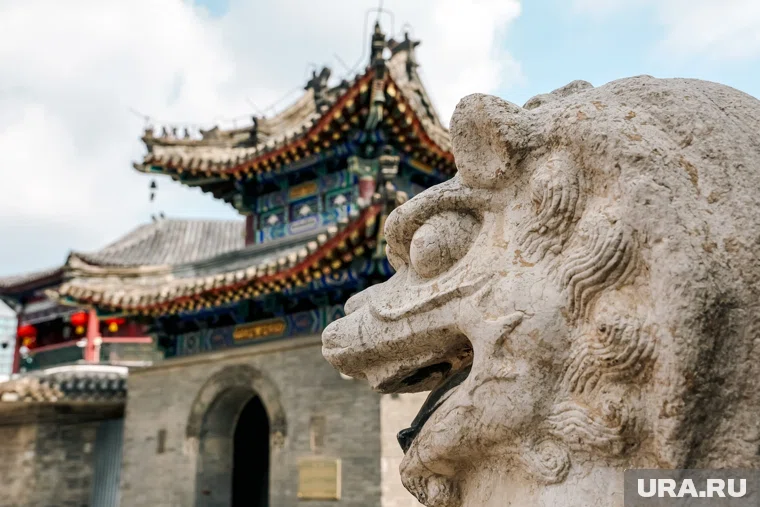 Югорчане стали чаще путешествовать в Китай