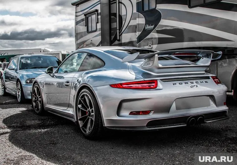 Porsche 911 уверенно лидирует среди авто с пробегом