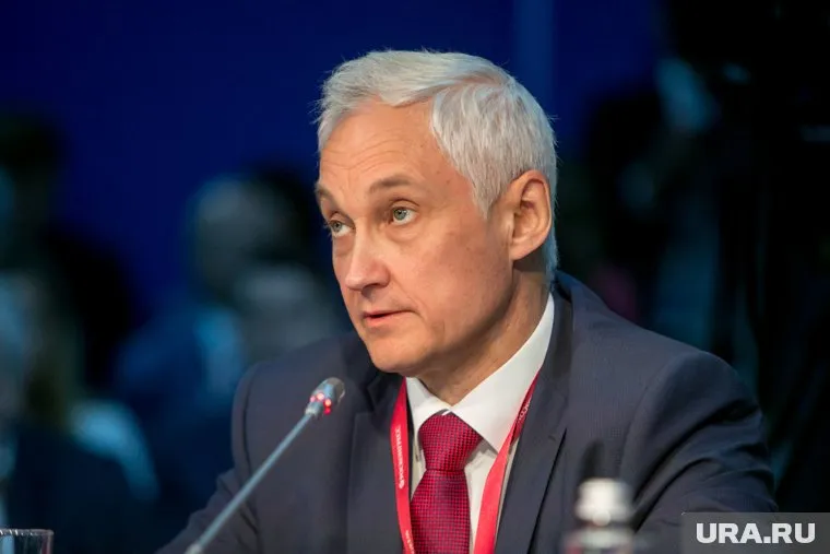 Андрей Белоусов является доктором экономических наук и ранее не был связан со структурами Минобороны