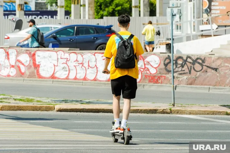 После аварии с самокатчиком пенсионерка не может вернуться к привычной жизни