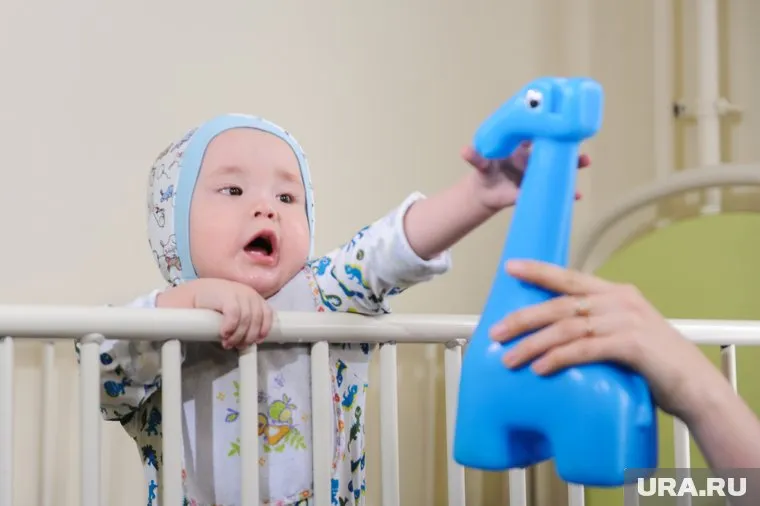 Мальчик, который выжил при взрыве в Магнитогорске увидел своих спасителей