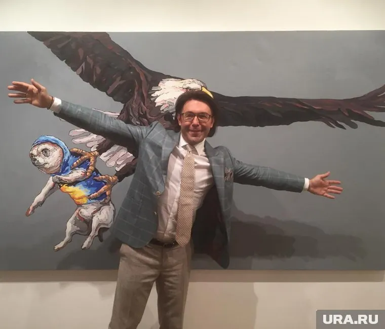 Телеведущий покидает пост главного редактора «СтарХит»