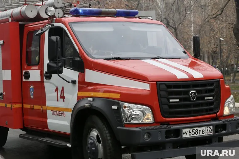 В Салехарде пожарные выехали на возгорание магазина "Центральный" 