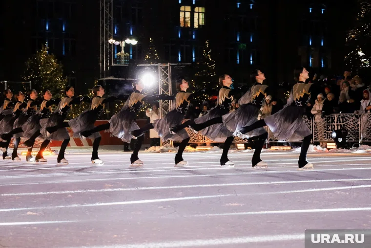 Каток должен открыться откроется 12 декабря