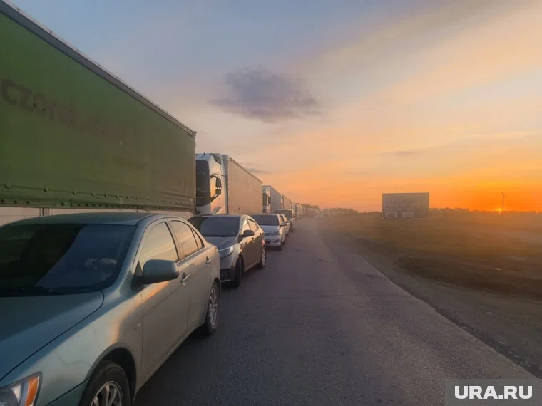 Пробка растянулась на пять километров (архивное фото)