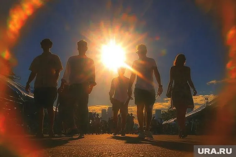 Для горожан организовали вечеринку под открытым небом