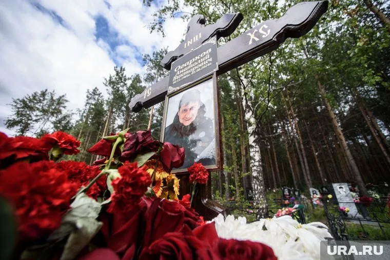 Анатолий Огарков был любящим мужем и отцом и незаменимым сотрудником на заводе. Его гибель потрясла родных, друзей и коллег