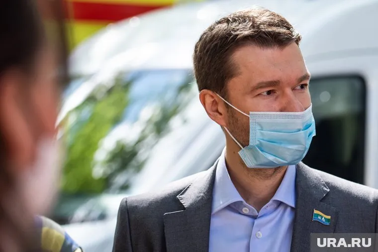 Алексей Вихарев предложил дождаться встречи с новым министром