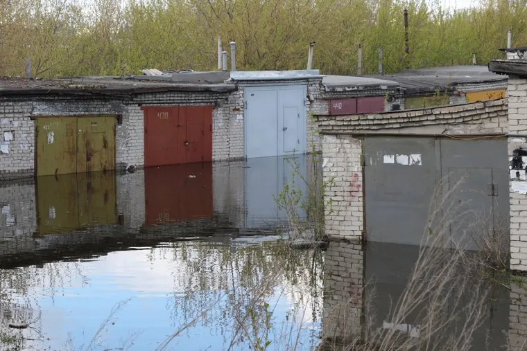 Паводок шоссе ТюнинаКурган, паводок2016, гаражи затоплены