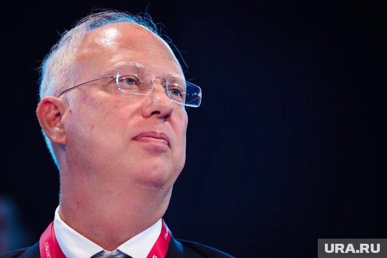 Дмитриев пришел на встречу с Уиткоффом в куртке с цитатой Путина