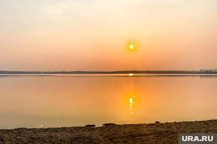 За проезд к озеру Аракуль берут по 1000 рублей с машины