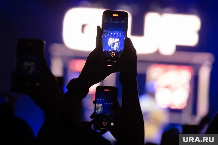 На съемке вертикальных роликов для соцсетей можно заработать 100 тысяч в месяц и более