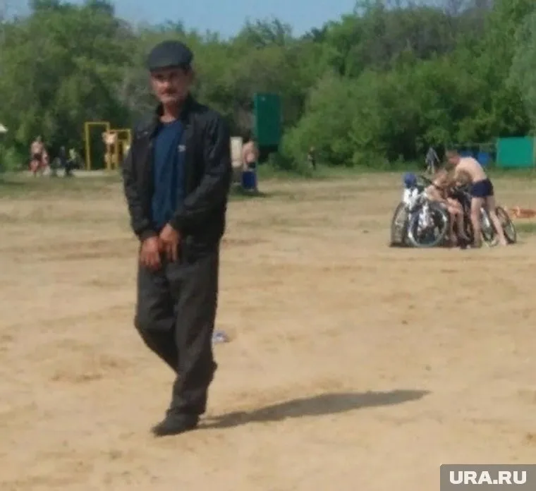 На место происшествия выехали силовики