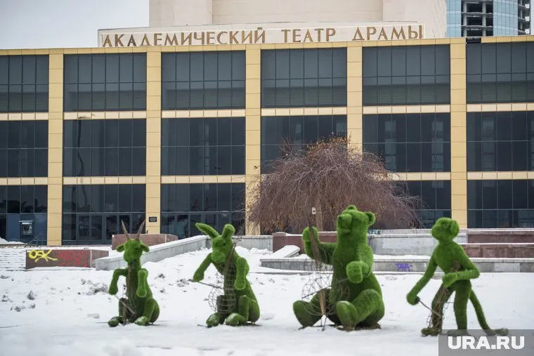 Лифт в Драме был заменен совсем недавно, но вызывает нарекания надзорных органов