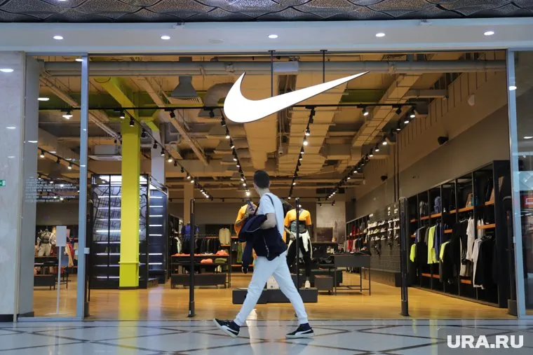 В новом спортивном магазине в Екатеринбурге будут представлены популярные бренды (архивное фото)