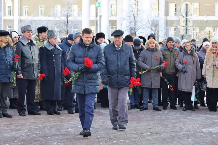 День памяти героев. Курган