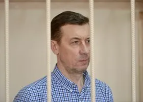 Главу челябинского района оставили под арестом