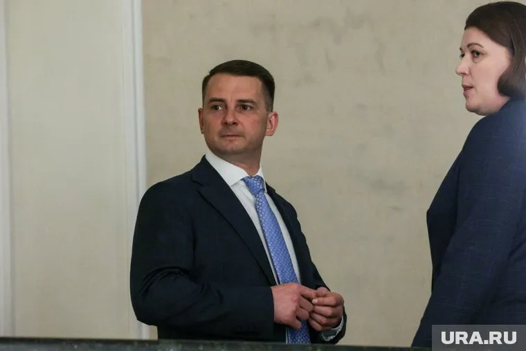 Ярослав Нилов заявил, что дети мигрантов должны учиться в российских школах на платной основе