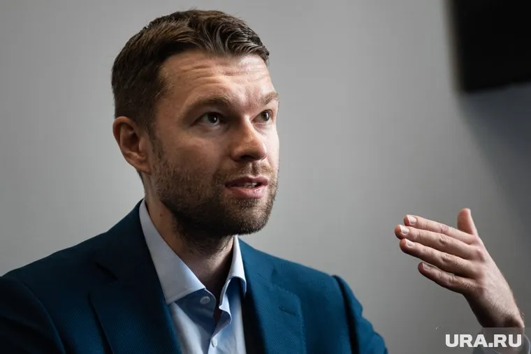 Алексей Вихарев попросил главу города провести совещание с силовиками