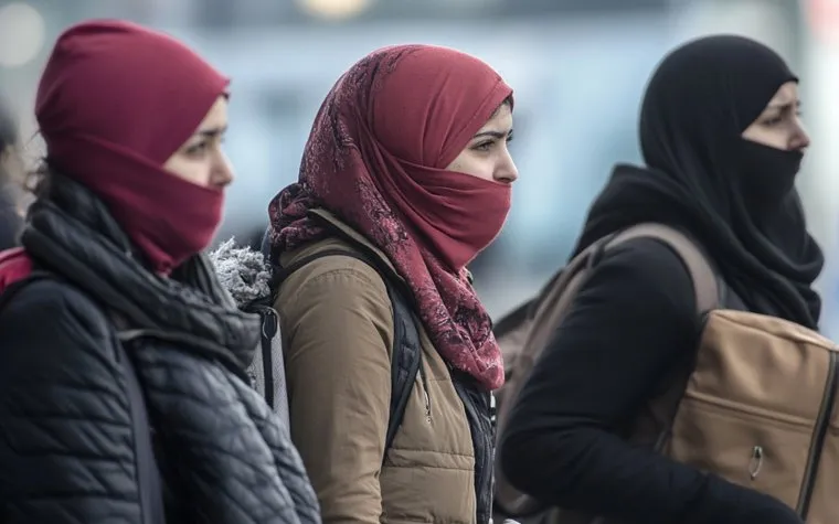 В России участились случаи, когда мигранты демонстрируют пренебрежительное отношение к местным обычаям