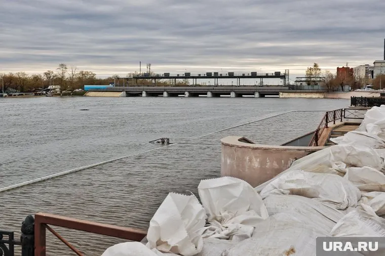 Вода в Тоболе продолжает убывать