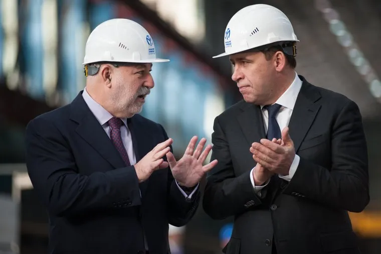 Церемония передачи для московской ТЭЦ самой крупной в мире теплофикационной турбины. Екатеринбург