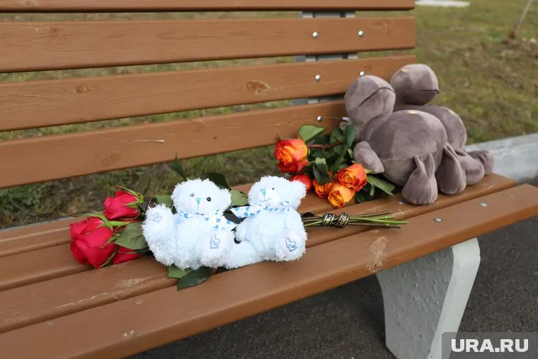 В Кировграде простились с женщиной и двумя ее сыновьями