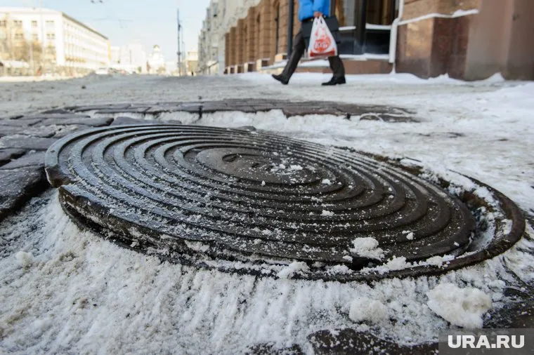 Чиновники получили предостережение от прокуратуры из-за скандала с канализацией в Варгашах