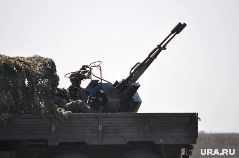 Украинская ПВО не справляется с атаками России, сообщил Дуглас Барри