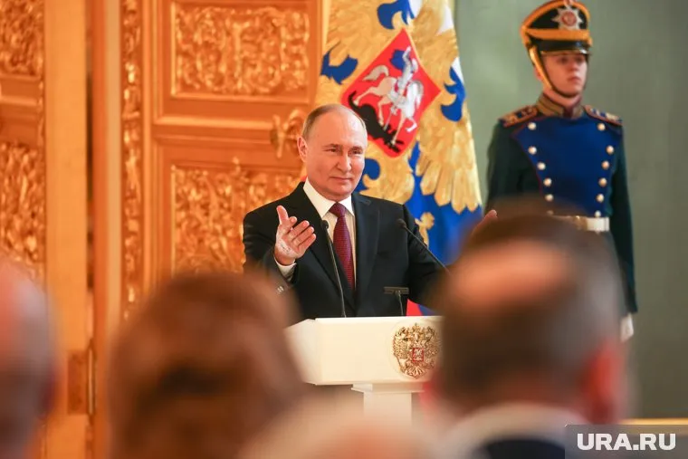 Губернатор Вадим Шумков и сенатор Сергей Муратов посетили инаугурацию Путина