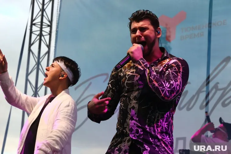 Концерт на стадионе. Тюмень 