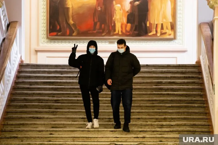 Студентам разрешили не сдавать экзамены из-за пандемии коронавируса