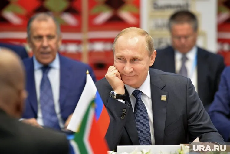 По словам Владимира Путина, в газовых хранилищах Украины хранится российский газ