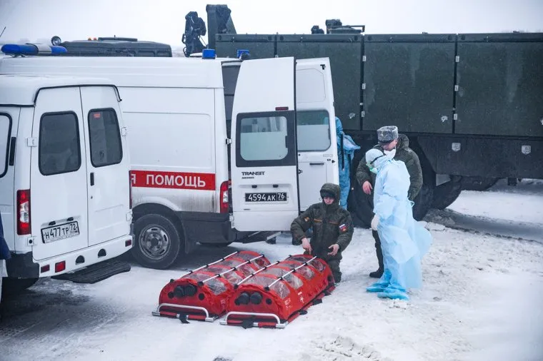 Обстановка на посадочной полосе в аэропорту "Рощино". Тюмень
