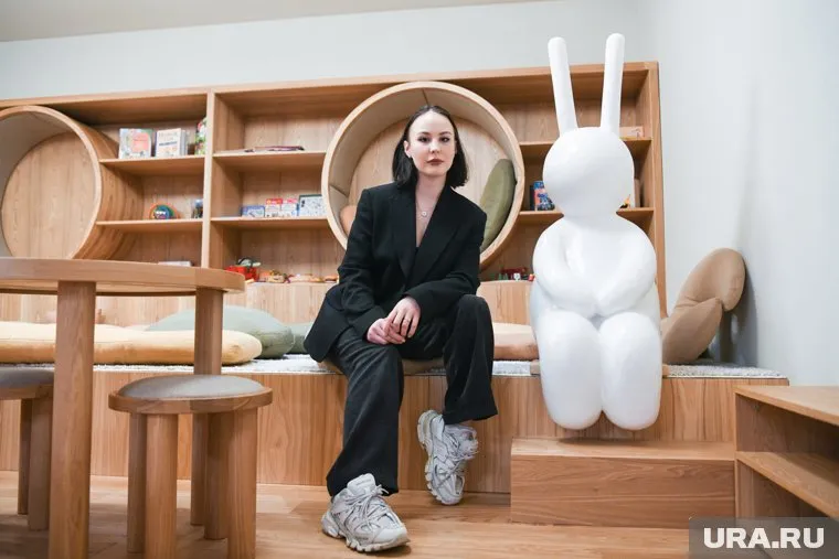 У ресторана Елизаветы есть собственный персонаж — заяц Olio