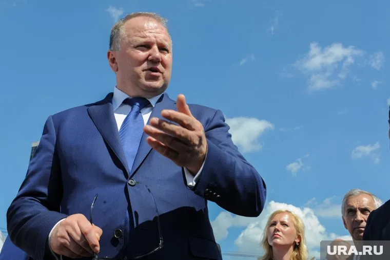 Николай Цуканов на трассе Челябинск — Екатеринбург у поворота на Сысерть