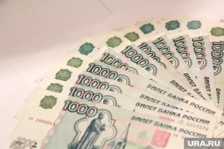 Местный житель решил поменять памятный презент на деньги