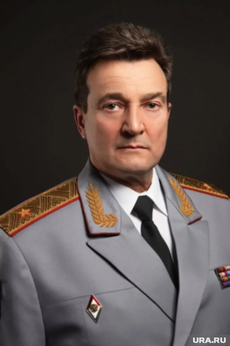 Александр Тиртока 12 лет руководит югорским МЧС