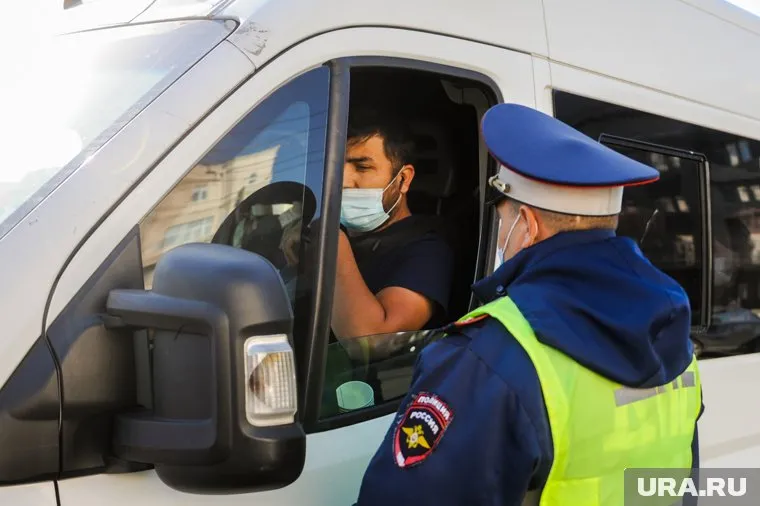 На улицы Челябинска выведут 28 экипажей ГИБДД