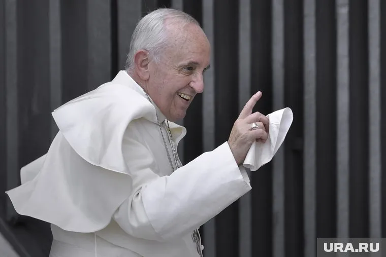 Папе Римскому перед смертью всю ночь было плохо