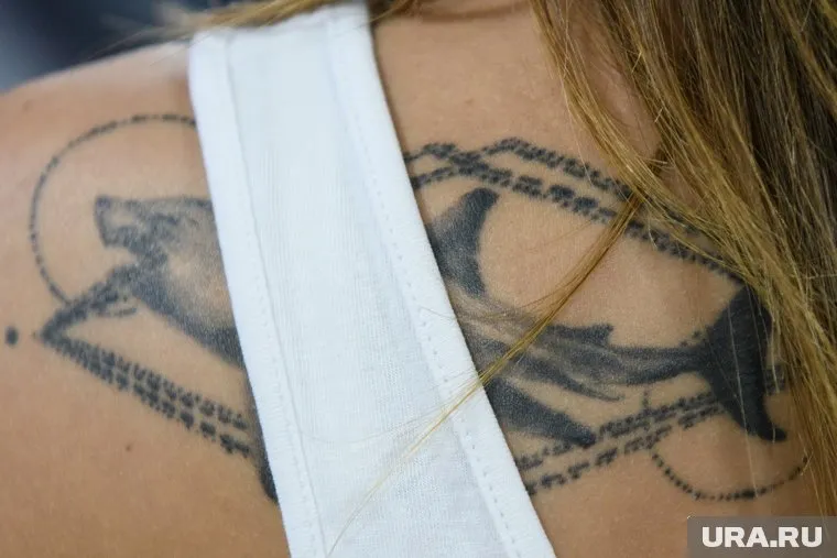 Тюменская блогерша готова набить рекламную татуировку на теле за 120 тысяч рублей