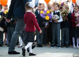 «Политики идут в школу»