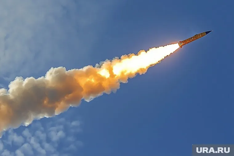 Китай представил свою ядерную межконтинентальную ракету DF-5C в ходе парада