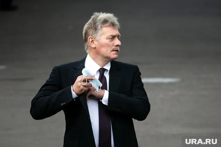 Россия отнесется негативно к вмешательству на Украину, заявил Дмитрий Песков