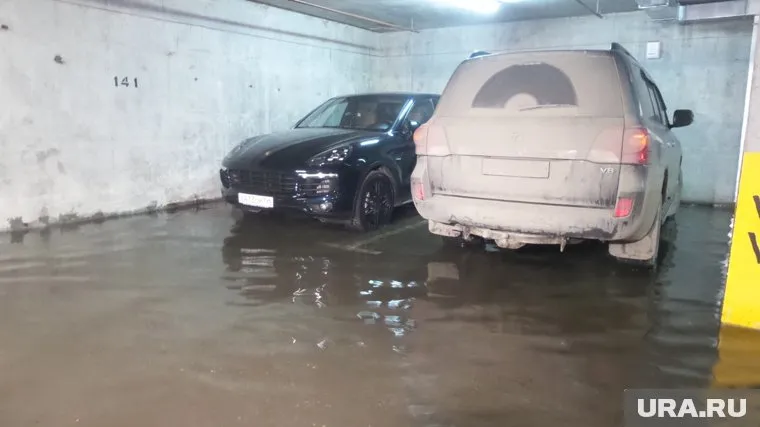 Охрана предупредила об опасности жильцов дома