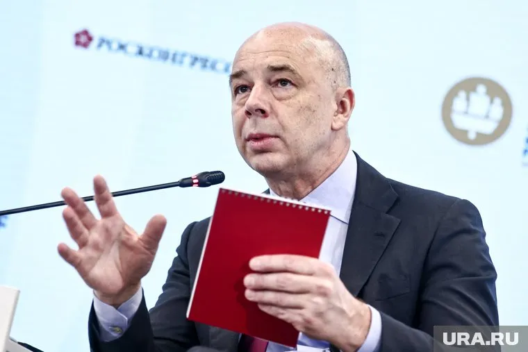 Антон Силуанов сообщил, что в 2024 году уровень глобальной госзадолженности вырастит до 90%