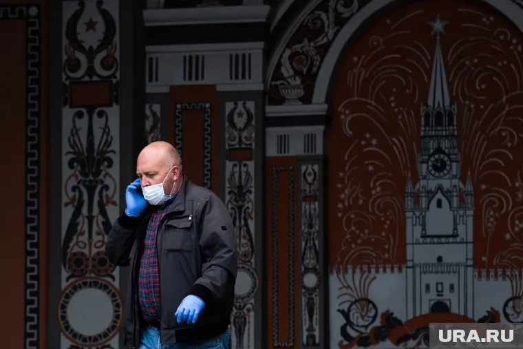 Свердловчане должны будут иметь QR-код для посещения общественных мест