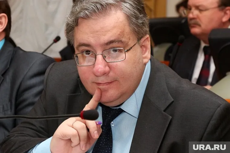 Дмитрий Серов на хорошем счету на новом месте работы