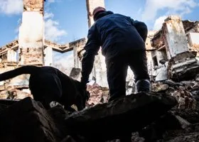 Под завалами дома в Шахтах найдено тело еще одного погибшего