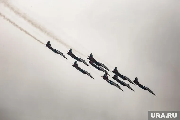 Изначально прилет планировали на 14:00